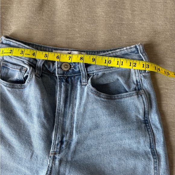 Hollister Curvy Ultra High-Rise Mom Jeans 27L Light Wash Vintage Stretch Denim - Picture 8 of 10